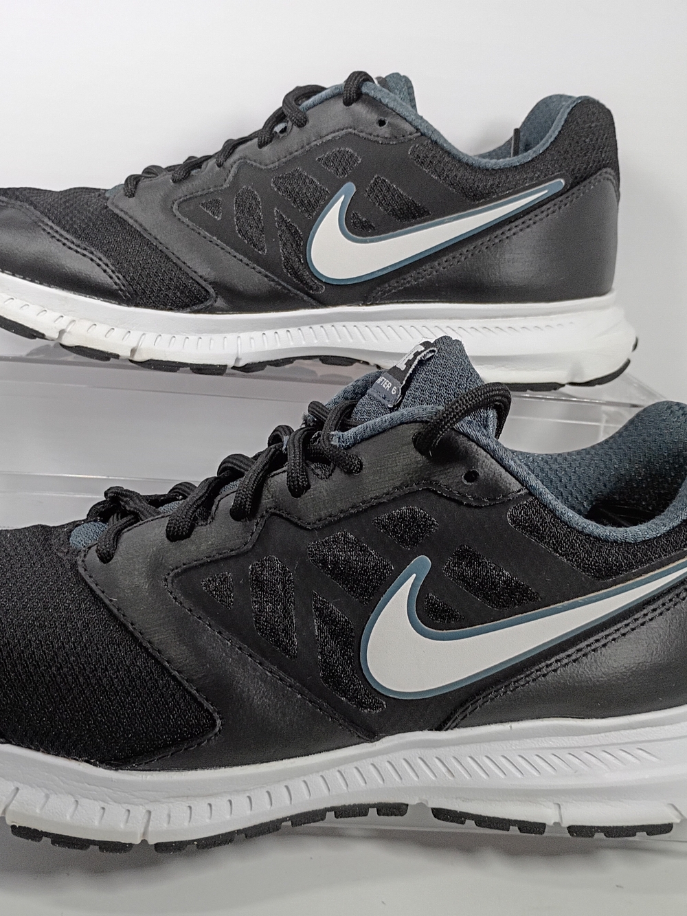 Nike Downshifter 6 Black/White-Gray Low Top Lace Up Rubber Running men's 8.5